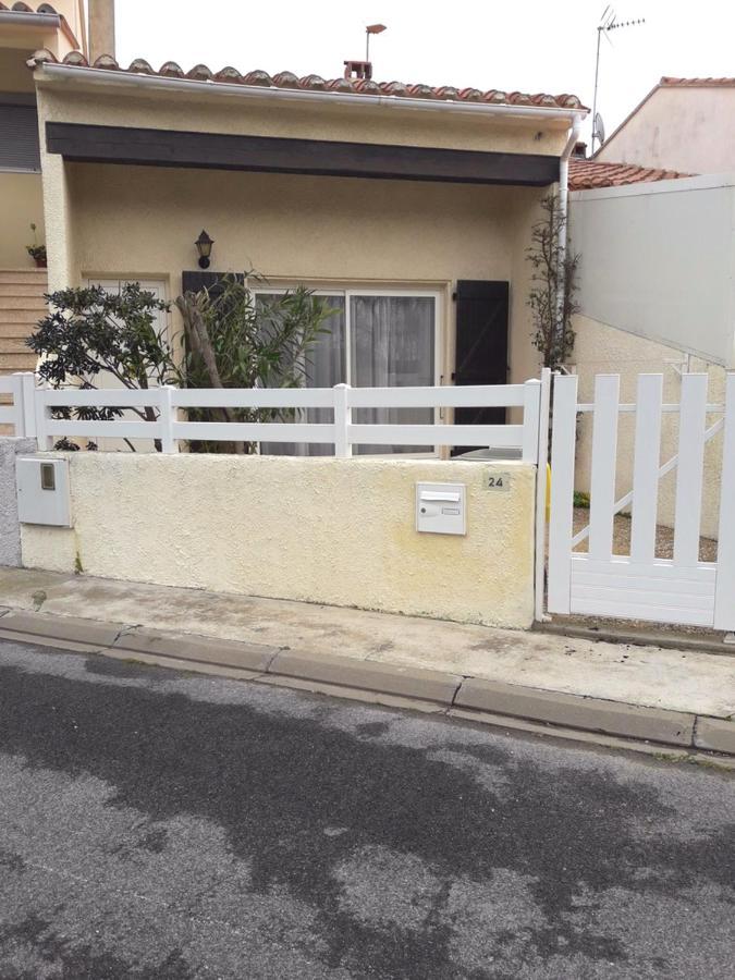 Maison de 2 chambres a Sainte Marie a 150 m de la plage avec jardin clos et wifi Extérieur photo